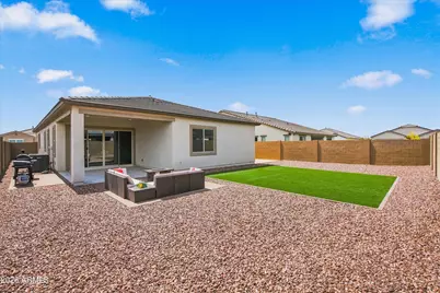 18194 W Watkins Street, Goodyear, AZ 85338 - Photo 7