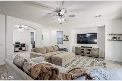 18211 W Eva Street, Waddell, AZ 85355 - Photo 17