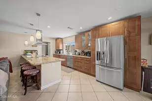4061 E Karen Dr, Phoenix, AZ 85032 - Photo 5