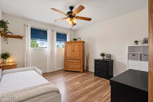 3401 W Laurel Ln, Phoenix, AZ 85029 - Photo 11