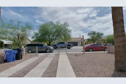 2520 E Chipman Road, Phoenix, AZ 85040 - Photo 3