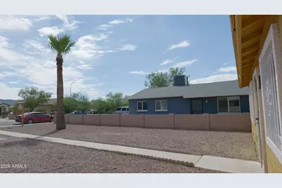 2520 E Chipman Road, Phoenix, AZ 85040 - Photo 21