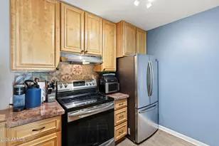 5525 E Thomas Rd, Phoenix, AZ 85018 - Photo 5