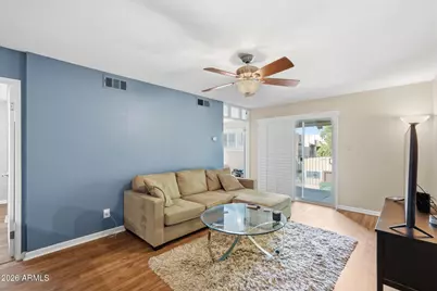 5525 E Thomas Road #R16, Phoenix, AZ 85018 - Photo 1