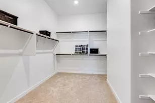 8026 W Rowel Rd, Peoria, AZ 85383 - Photo 11