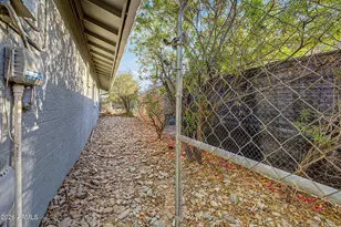 334 W Riviera Dr, Tempe, AZ 85282 - Photo 43