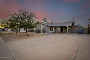 334 W Riviera Dr, Tempe, AZ 85282 - Photo 5