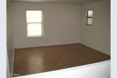 8521 N 64th Drive, Glendale, AZ 85302 - Photo 3