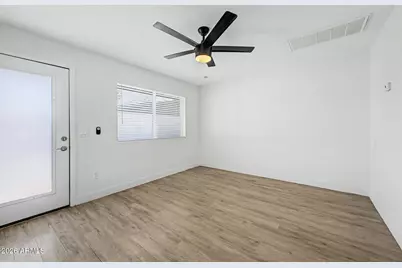 830 E Turney Avenue #7, Phoenix, AZ 85014 - Photo 3