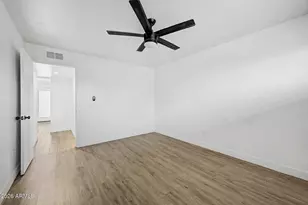 830 E Turney Ave, Phoenix, AZ 85014 - Photo 17