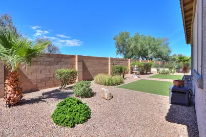 305 N Rainbow Way, Casa Grande, AZ 85194 - Photo 47