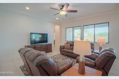305 N Rainbow Way, Casa Grande, AZ 85194 - Photo 17
