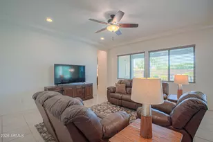 305 N Rainbow Way, Casa Grande, AZ 85194 - Photo 17