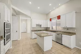 3123 E Amber Ridge Way, Phoenix, AZ 85048 - Photo 11