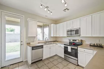 15275 W Banff Lane, Surprise, AZ 85379 - Photo 9