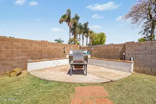 5816 W Royal Palm Rd, Glendale, AZ 85302 - Photo 31