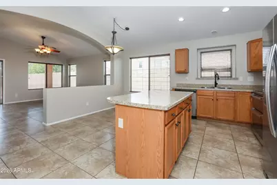 20872 N Madeline Street, Maricopa, AZ 85138 - Photo 13