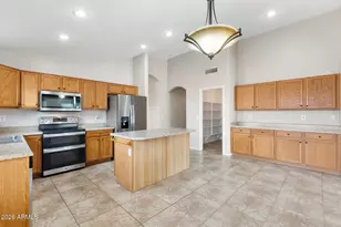 20872 N Madeline St, Maricopa, AZ 85138 - Photo 19