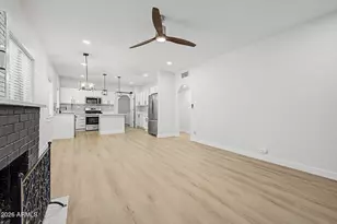 2037 N Mitchell St, Phoenix, AZ 85006 - Photo 9