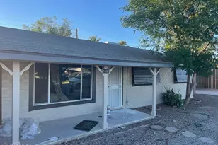 1802 N 74th St, Scottsdale, AZ 85257 - Photo 3