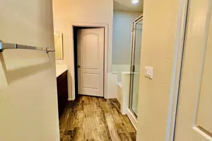 705 W Queen Creek Rd, Chandler, AZ 85248 - Photo 17