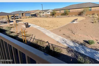 17401 W Red Fox Road, Surprise, AZ 85387 - Photo 39