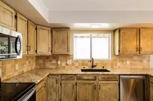 1433 E Utopia Rd, Phoenix, AZ 85024 - Photo 7
