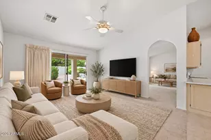 10621 E Halley Dr, Sun Lakes, AZ 85248 - Photo 11