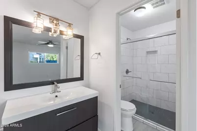 5525 E Thomas Road #C4, Phoenix, AZ 85018 - Photo 17
