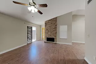 6418 W Saguaro Dr, Glendale, AZ 85304 - Photo 11