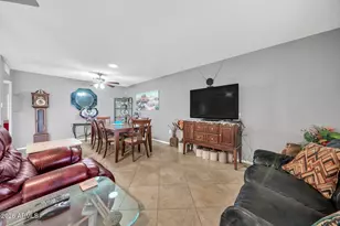 11438 N Balboa Dr, Sun City, AZ 85351 - Photo 33