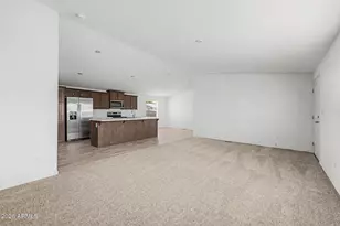 7016 W Wanda Lynn Ln, Peoria, AZ 85382 - Photo 9