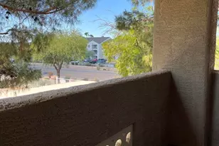 2929 W Yorkshire Dr, Phoenix, AZ 85027 - Photo 27