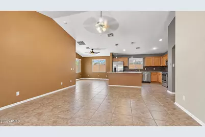 14767 N 139th Lane, Surprise, AZ 85379 - Photo 5