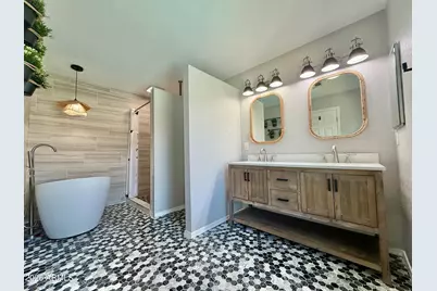 2470 E County Down Drive, Chandler, AZ 85249 - Photo 13