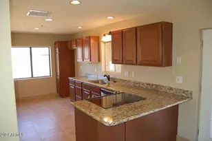 2640 E Captain Dreyfus Ave, Phoenix, AZ 85032 - Photo 7