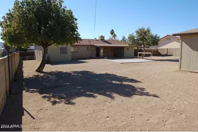 2640 E Captain Dreyfus Avenue, Phoenix, AZ 85032 - Photo 17