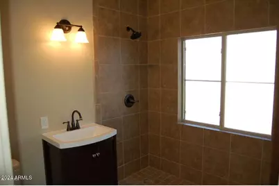 2640 E Captain Dreyfus Avenue, Phoenix, AZ 85032 - Photo 11