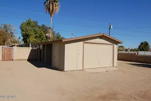 2640 E Captain Dreyfus Ave, Phoenix, AZ 85032 - Photo 3