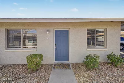 3402 N 32nd Street #127, Phoenix, AZ 85018 - Photo 1