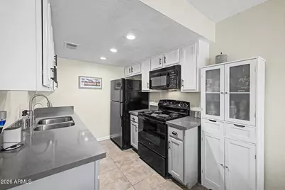 3402 N 32nd Street #127, Phoenix, AZ 85018 - Photo 9