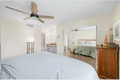 3402 N 32nd Street #127, Phoenix, AZ 85018 - Photo 15