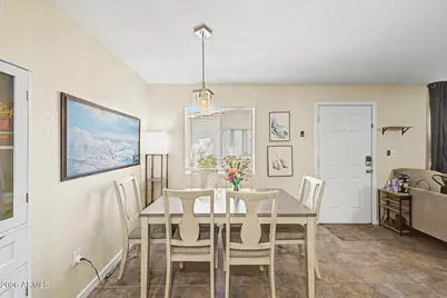 3402 N 32nd Street #127, Phoenix, AZ 85018 - Photo 7