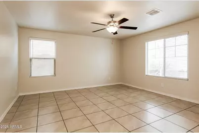 8223 W Odeum Lane, Phoenix, AZ 85043 - Photo 7