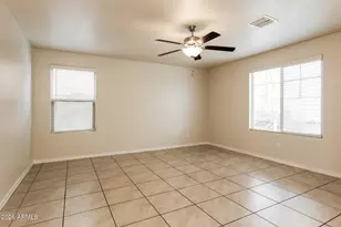 8223 West Odeum Ln, Phoenix, AZ 85043 - Photo 7