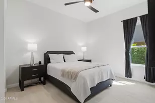 6032 E Lone Cactus Dr, Phoenix, AZ 85054 - Photo 37