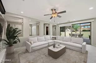 914 S Osborn Ln, Gilbert, AZ 85296 - Photo 5