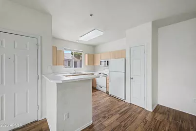 1100 N Priest Drive #2109, Chandler, AZ 85226 - Photo 9