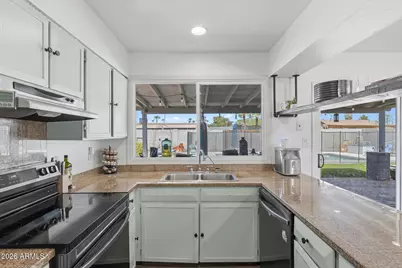 3318 W Pershing Avenue, Phoenix, AZ 85029 - Photo 21