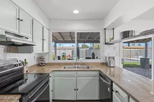 3318 W Pershing Ave, Phoenix, AZ 85029 - Photo 21
